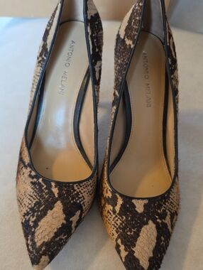 ANTONIO MELANI Tan and Black Snake-Print Pumps Sz 9.5 Damaged Heel